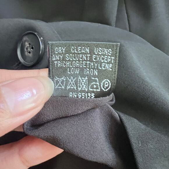 Lafayette 148 Virgin Wool Black Tailored Blazer Tops Women's Jacket Size 8 Boss - Picture 6 of 9